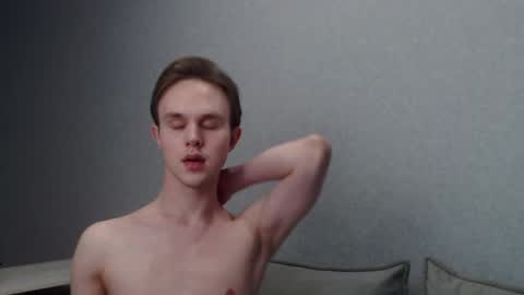 Snapshot of angelraaay chatting on 10, 2, 2025 Angel online show from 10, 2, 2025