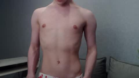 Snapshot of angelraaay chatting on 10, 2, 2025 Angel online show from 10, 2, 2025