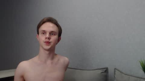 Snapshot of angelraaay chatting on 13, 2, 2025 Angel online show from 13, 2, 2025