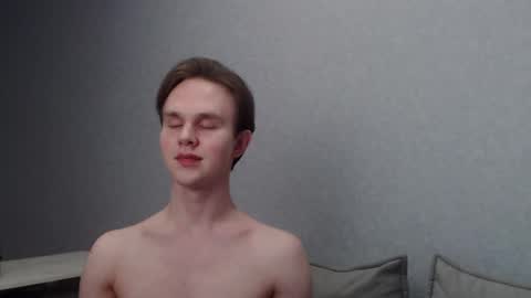 Snapshot of angelraaay chatting on 1, 3, 2025 Angel online show from 1, 3, 2025