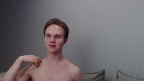 Snapshot of angelraaay chatting on 1, 3, 2025 Angel online show from 1, 3, 2025