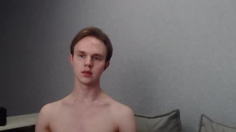 Snapshot of angelraaay chatting on 2, 3, 2025 Angel online show from 2, 3, 2025