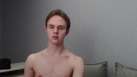 Snapshot of angelraaay chatting on 4, 3, 2025 Angel online show from 4, 3, 2025