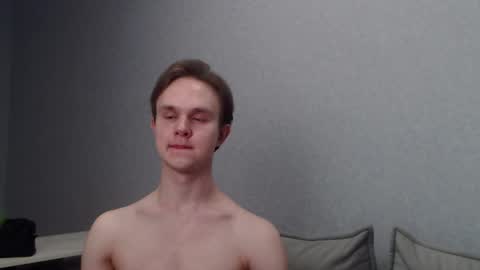 Snapshot of angelraaay chatting on 5, 3, 2025 Angel online show from 5, 3, 2025