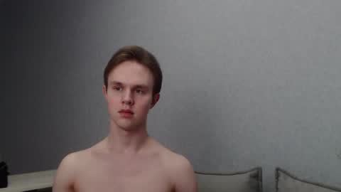 Snapshot of angelraaay chatting on 8, 3, 2025 Angel online show from 8, 3, 2025