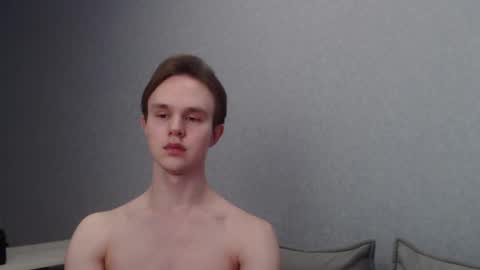 Snapshot of angelraaay chatting on 9, 3, 2025 Angel online show from 9, 3, 2025