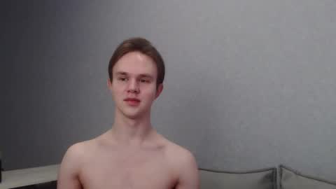 Snapshot of angelraaay chatting on 11, 3, 2025 Angel online show from 11, 3, 2025