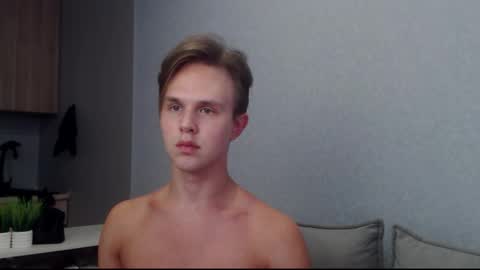 Snapshot of angelraaay chatting on 18, 9, 2025 Angel online show from 18, 9, 2025