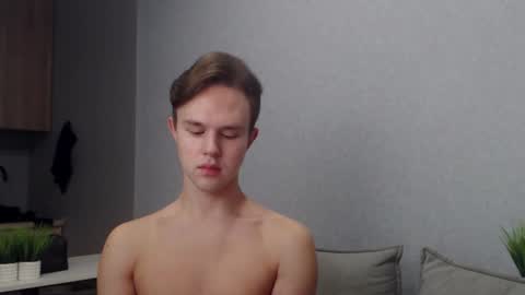 Snapshot of angelraaay chatting on 20, 11, 2025 Angel online show from 20, 11, 2025