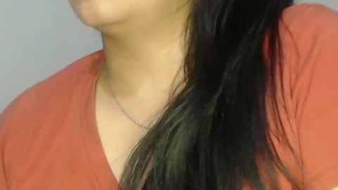 rebeca online show from 2, 2, 2025