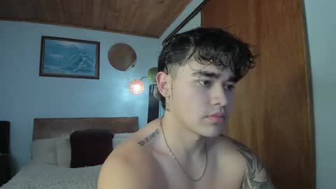 Snapshot of angelx_fox chatting on 5, 3, 2025 Angel Fox online show from 5, 3, 2025