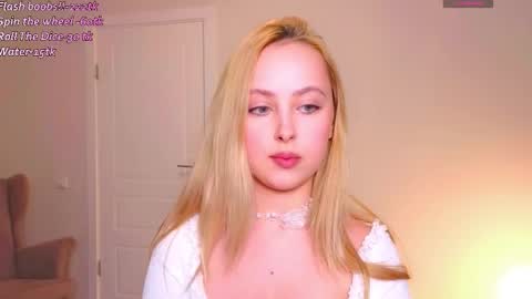 Snapshot of angelxloe chatting on 2, 2, 2026 Im Chloe i do FLASH BOOBS for new fan club online show from 2, 2, 2026