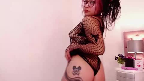 Snapshot of angie99_gh chatting on 23, 2, 2025 Angie online show from 23, 2, 2025