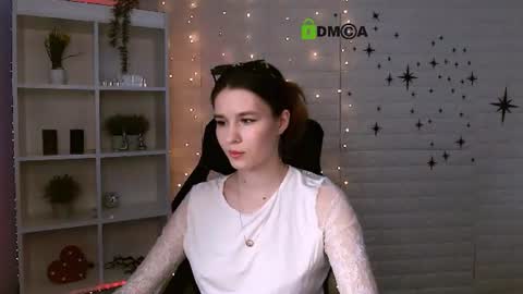 Snapshot of angie_foxy chatting on 27, 6, 2026 Angle online show from 27, 6, 2026