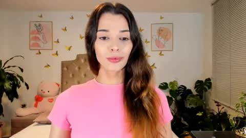 Anabella online show from 5, 11, 2025