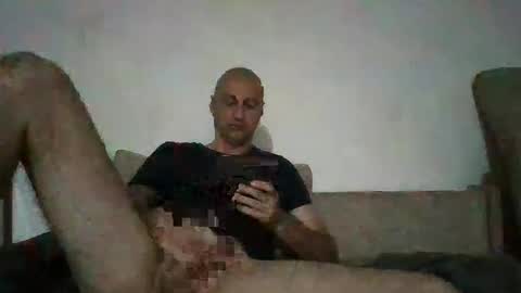 Snapshot of anhel187 chatting on 22, 9, 2025 anhel187 online show from 22, 9, 2025