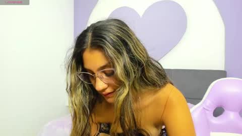 Snapshot of aniie_princess_18 chatting on 14, 3, 2026 anni online show from 14, 3, 2026