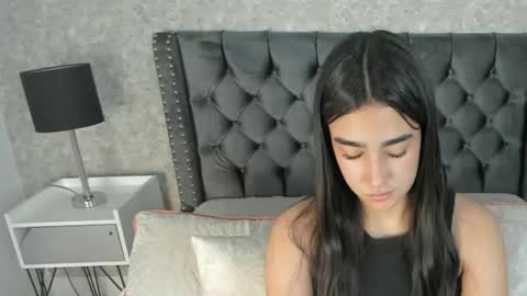 anika_h online show from 30, 5, 2026