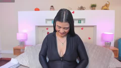 Anika Romano online show from 16, 4, 2026