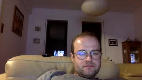 animal_michael online show from 26, 12, 2024