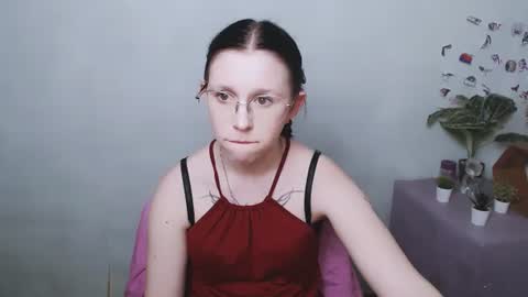 Mia online show from 12, 6, 2026