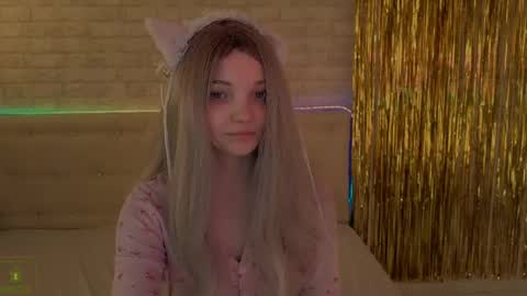 Snapshot of animealica chatting on 26, 5, 2026 Alica online show from 26, 5, 2026