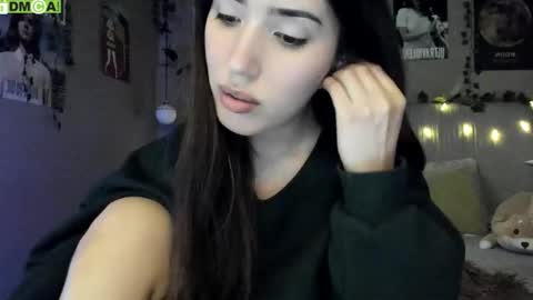 Snapshot of anisa_sweet chatting on 23, 11, 2025 Anisa Moan from LovenseWet from Tip MenuOpen for Private online show from 23, 11, 2025