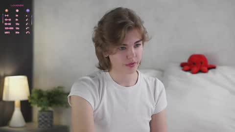 AnishaVivo online show from 5, 12, 2025