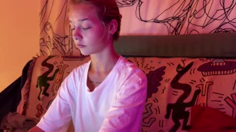 anita__hills online show from 4, 3, 2025