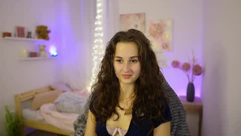 Anita Grey online show from 5, 10, 2025