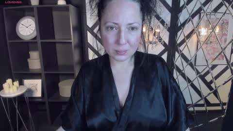 Anita online show from 12, 1, 2025