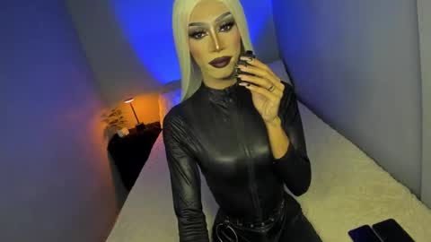 Miss Ann online show from 25, 9, 2025