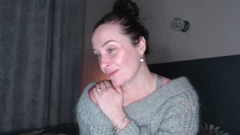 anjutka08 online show from 19, 12, 2025