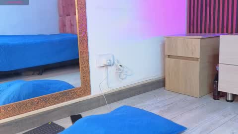 anna_beneet online show from 7, 10, 2025