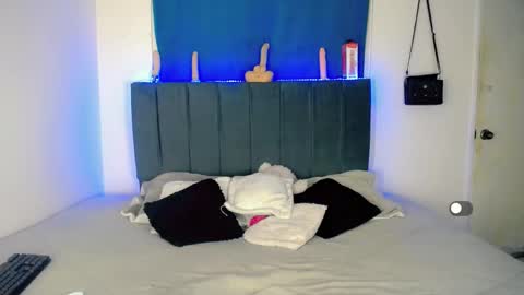 Snapshot of anna_dollss_ chatting on 30, 10, 2025 Anailyn figueroa online show from 30, 10, 2025