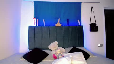 Snapshot of anna_dollss_ chatting on 7, 11, 2025 Anailyn figueroa online show from 7, 11, 2025