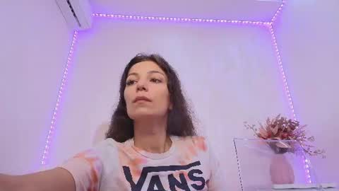 Snapshot of anna_lewis chatting on 25, 6, 2026 Anna online show from 25, 6, 2026