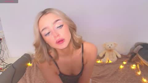 Anna online show from 4, 12, 2025