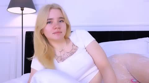 AnnaBelle online show from 26, 10, 2025