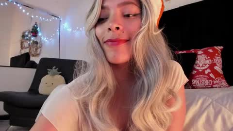 Snapshot of annachernova chatting on 24, 12, 2024 Anna online show from 24, 12, 2024