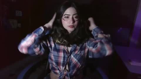 Snapshot of annacrow chatting on 26, 9, 2025 Anna online show from 26, 9, 2025