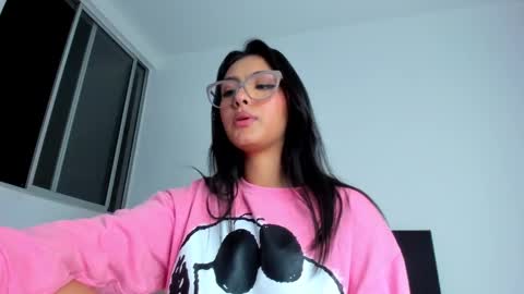 annafoox_ online show from 5, 2, 2025