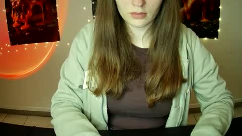 Snapshot of annbelll chatting on 20, 9, 2025 Bella online show from 20, 9, 2025