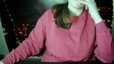 Snapshot of annbelll chatting on 7, 10, 2025 Bella online show from 7, 10, 2025