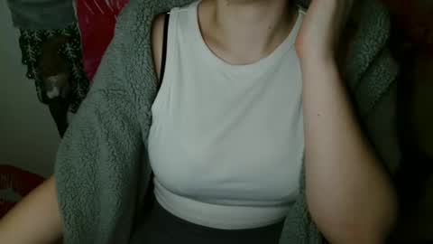 Snapshot of annbelll chatting on 26, 11, 2025 Bella online show from 26, 11, 2025