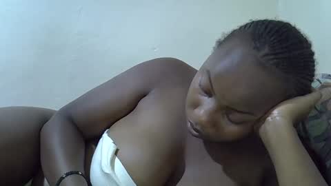 Snapshot of anne_marriee chatting on 18, 2, 2026 Anne marrie online show from 18, 2, 2026