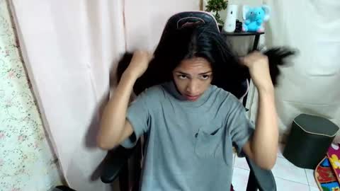 Snapshot of annebisyosa_angela chatting on 7, 1, 2026 annebisyosa_angela online show from 7, 1, 2026