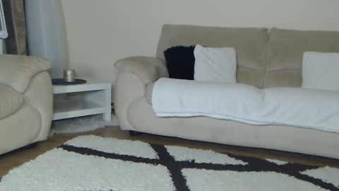 annesins online show from 9, 11, 2025