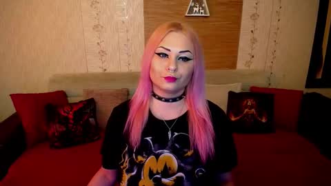 AnnessixReign online show from 21, 10, 2025