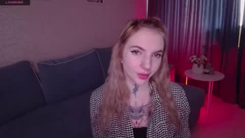 Snapshot of annetenet chatting on 14, 10, 2025 Annet online show from 14, 10, 2025